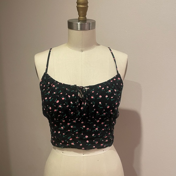 Tops - Floral Black Spaghetti Strap Top